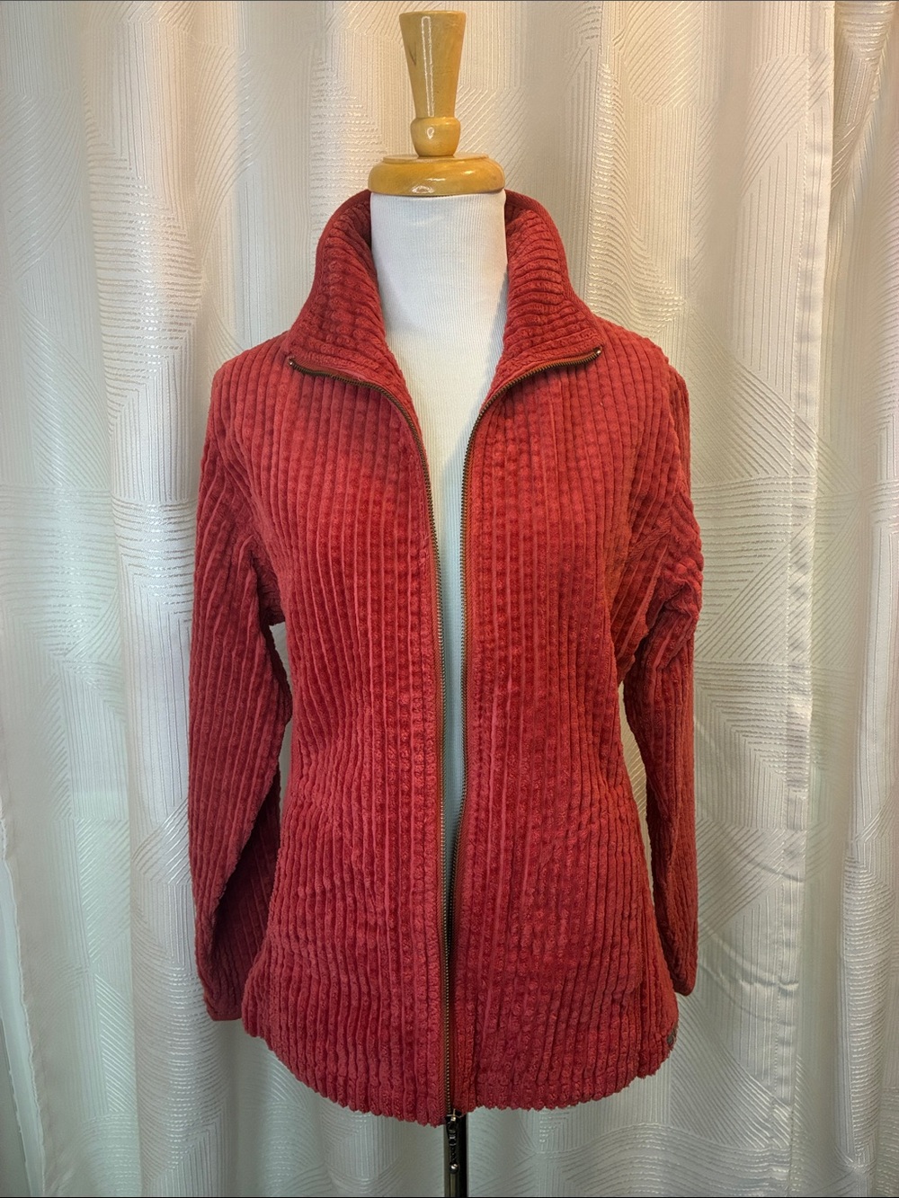Woolrich Kinsdale Ribbed Zip-Front Jacket in Deep Red